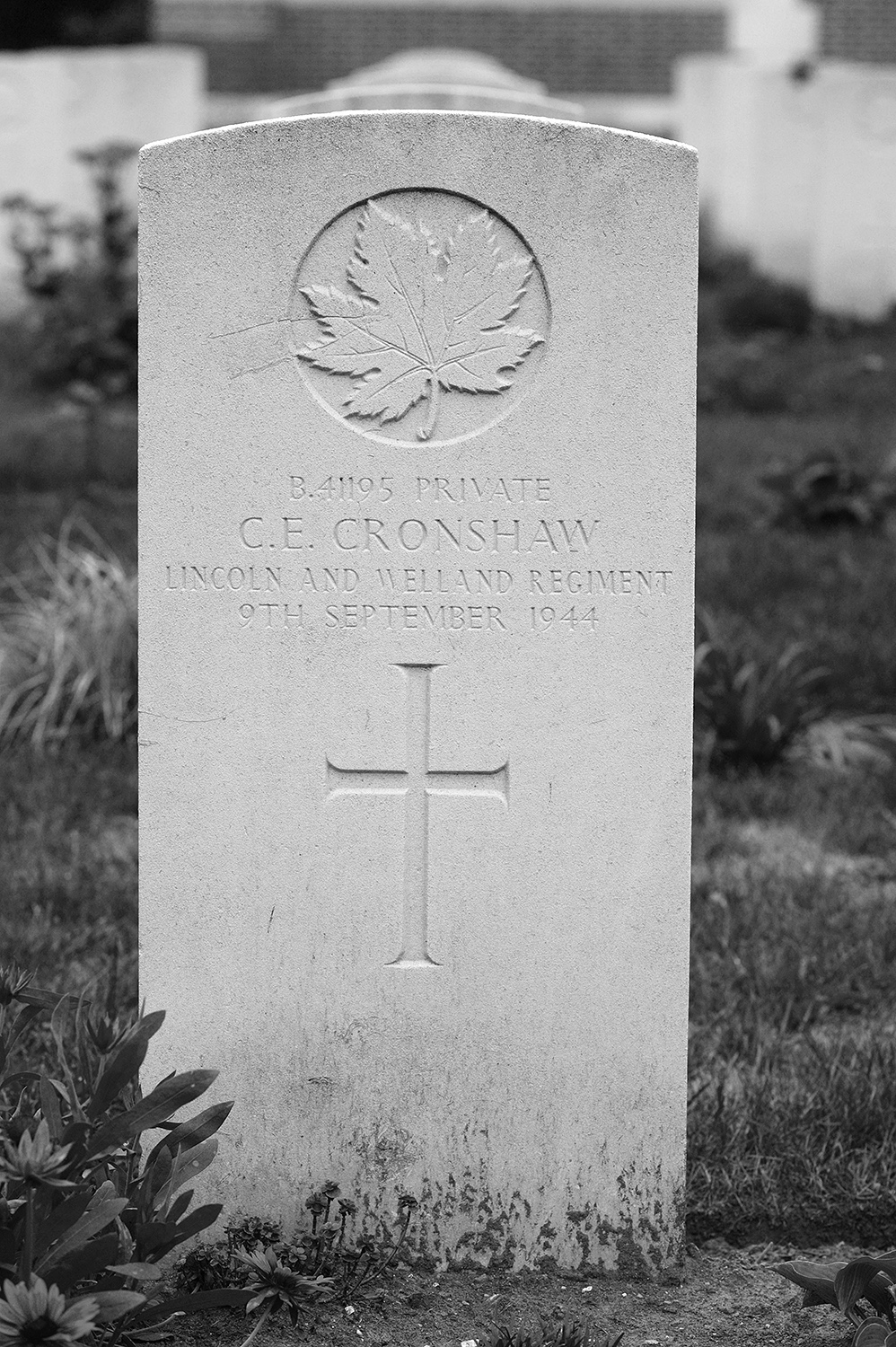 CRONSHAW, CHARLES EDWARD - Lincoln and Welland Regiment, R.C.I.C.