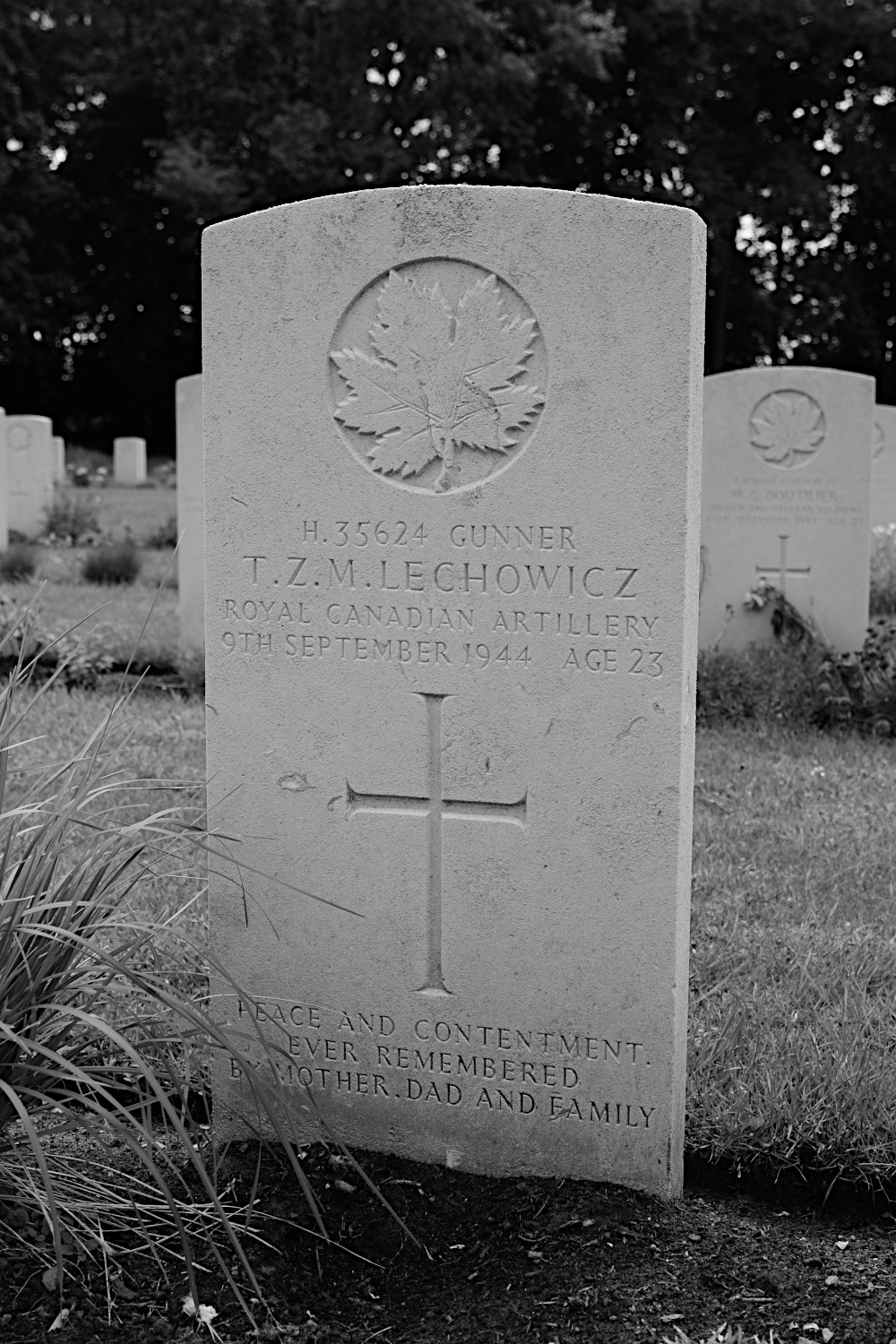 LECHOWICZ, TED  MORRIS ZIGMUND - 6 Field Regiment, R.C.A.