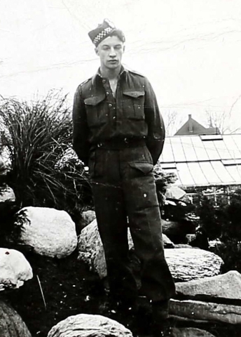 HALL, VINCENT STANLEY - Algonquin Regiment, R.C.I.C.