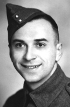 YAHOLNITSKY, NESTER - Algonquin Regiment, R.C.I.C.