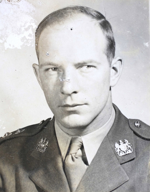 SHARPE, NORMAN RAYMOND - South Saskatchewan Regiment, R.C.I.C.