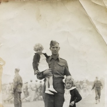 SINGER, ALLAN BRUCE - Regina Rifle Regiment, R.C.I.C.