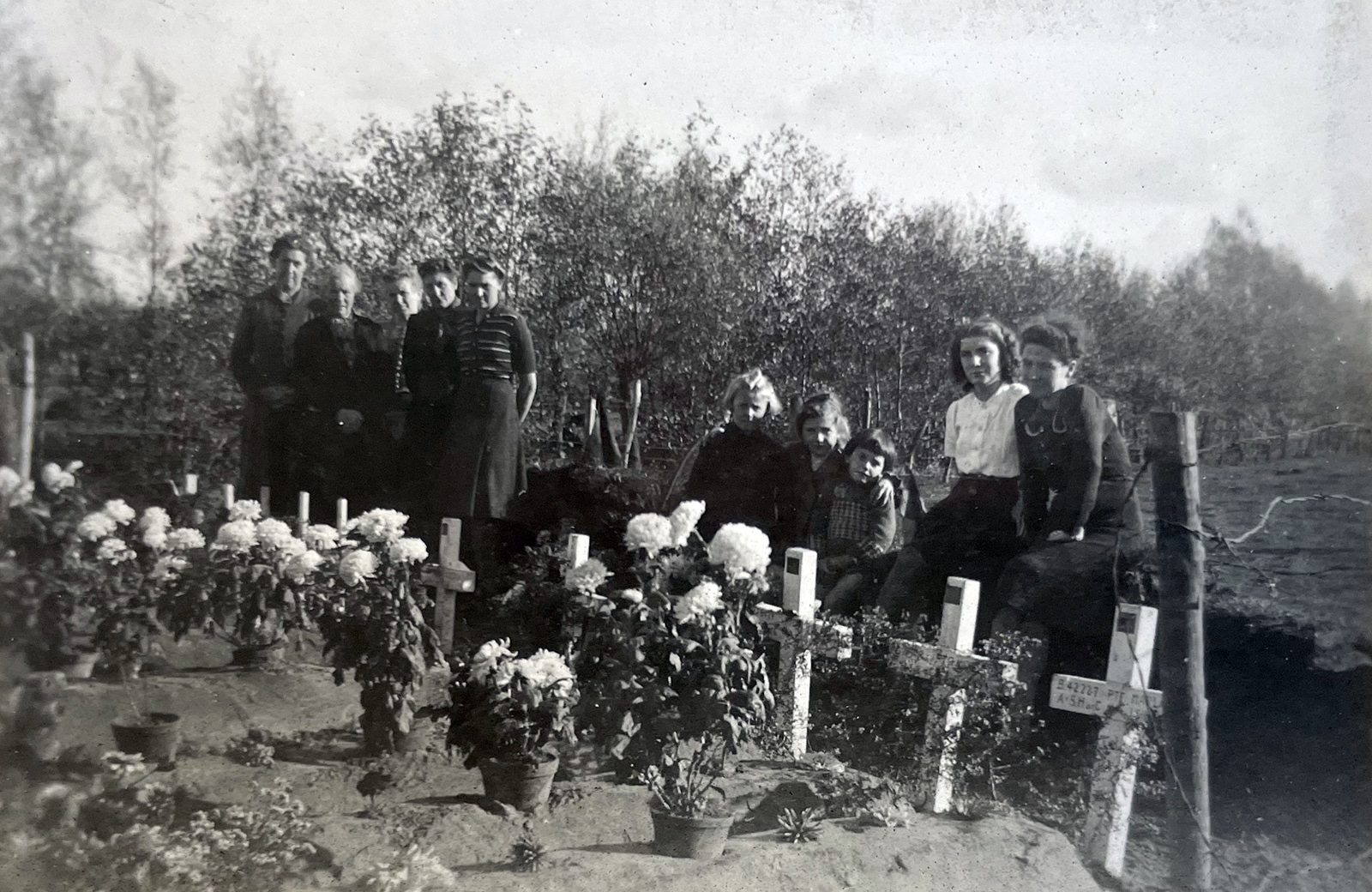 Temporary burial Oosteeklo, Belgium